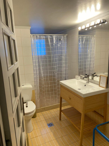 Bathroom 2, RYB Colour Apartment, West Greece