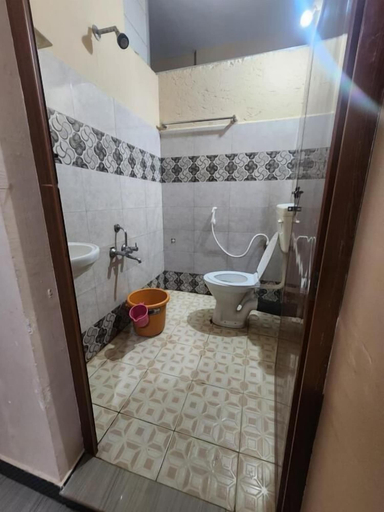 Bathroom 3, Siruvani River Retreat, Palakkad