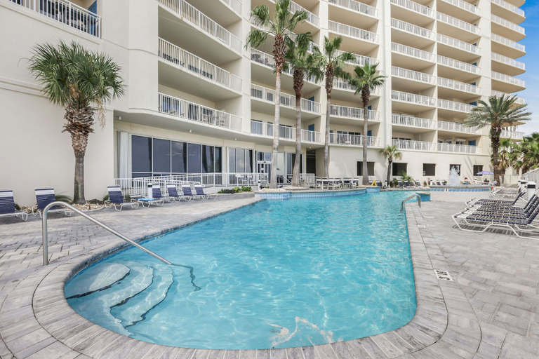 Room 5, Admirals Quarters 508- Luxury Beachfront Condo 3 Bedrooms 3 Baths 5th Floor, Baldwin