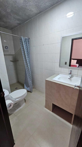 Bathroom, Hotel Ricardo's, Mulegé