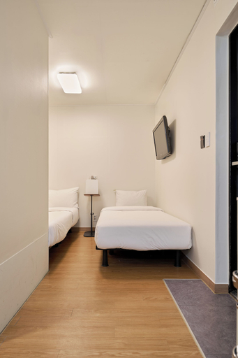 Bedroom 4, K9 Myeongdong Seoul, Jung