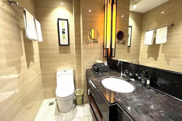 Bathroom 4, Xikelai Hotel, Qingdao