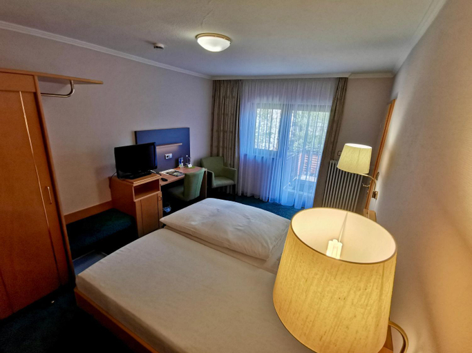 Bedroom 2, Hotel-Gasthaus zur Eiche, Ortenaukreis