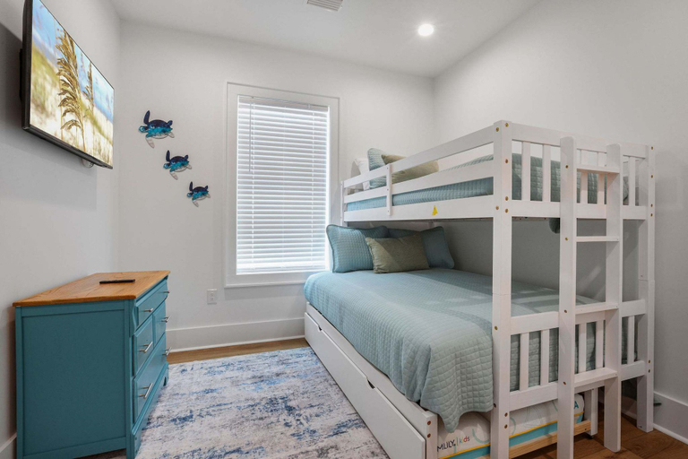 Room 3, Whimsical Way- Beach Access Pool Built in 2025, Baldwin