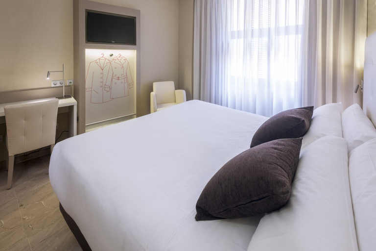 Bedroom 3, Hotel Serhs del Port, Barcelona
