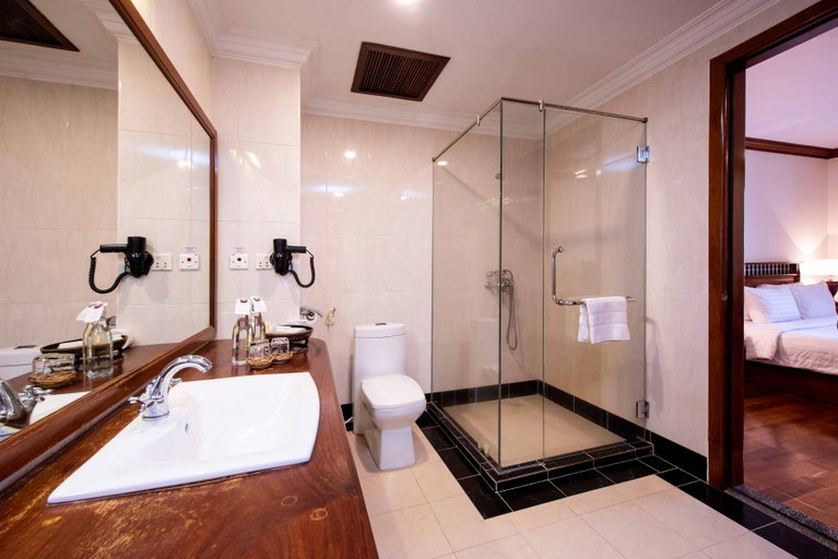 Bathroom 5, Steung Siem Reap Hotel, Siem Reap