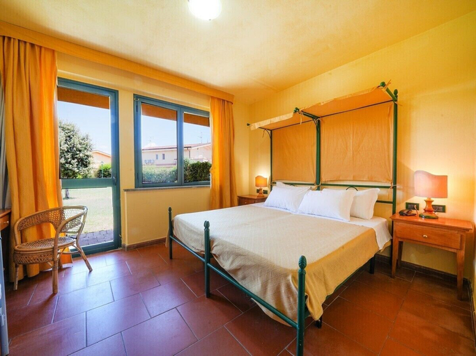Bedroom 3, Marina del Marchese Resort, Catanzaro