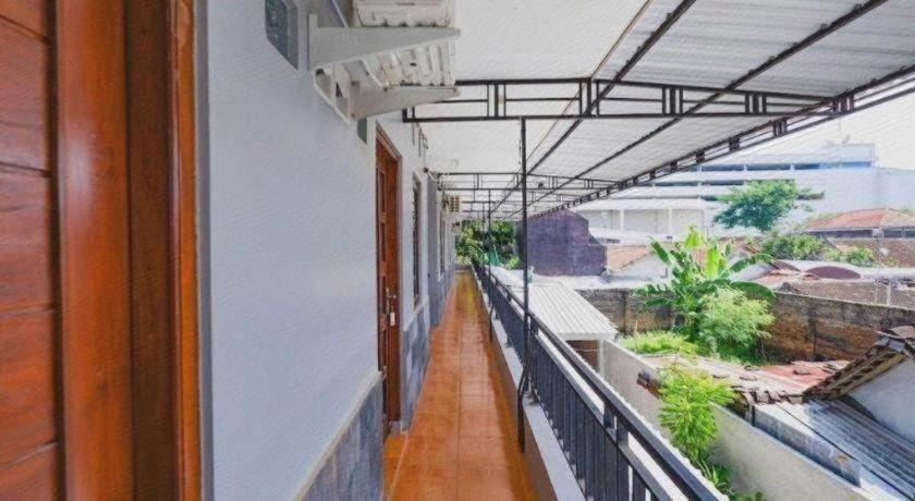 3, Super OYO 2803 Orchid House, Solo