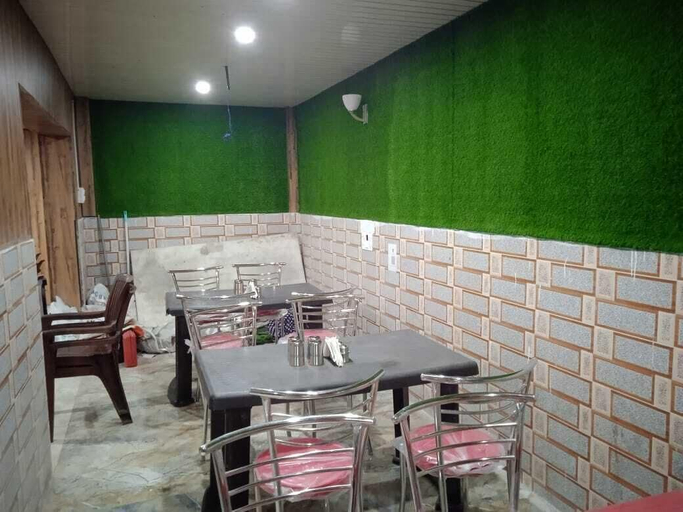 Dining, Sri Ram Resorts & Restaurant, Rudraprayag