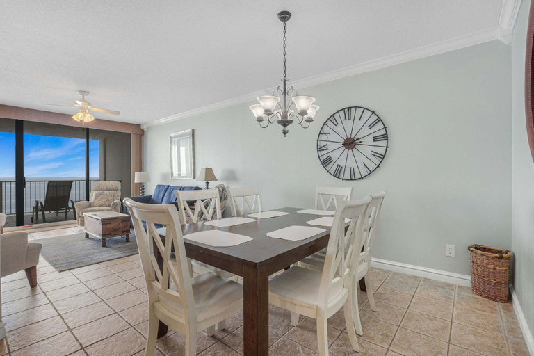 Room 5, Pelican Pointe1204 3BR 2BA Gulf-front, Baldwin