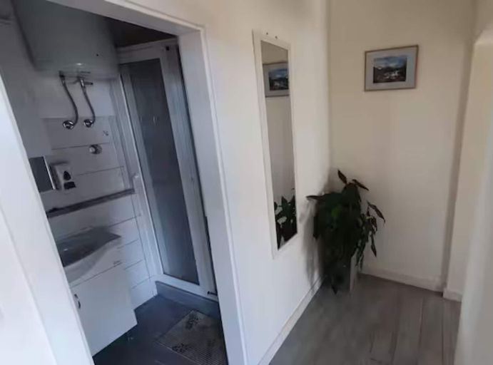 Interior, Angel Stay, Drniš