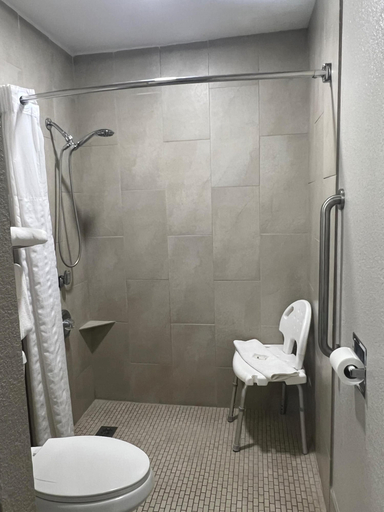 Bathroom 3, SureStay Plus by Best Western Alamogordo White Sands, Otero