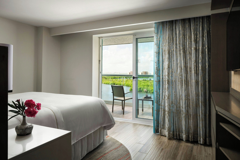Bedroom 4, The Westin Cancun Resort & Spa, Benito Juárez