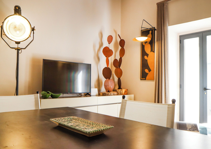 Interior 2, Moscato & Jacuzzi Sicilymyhome, Syracuse