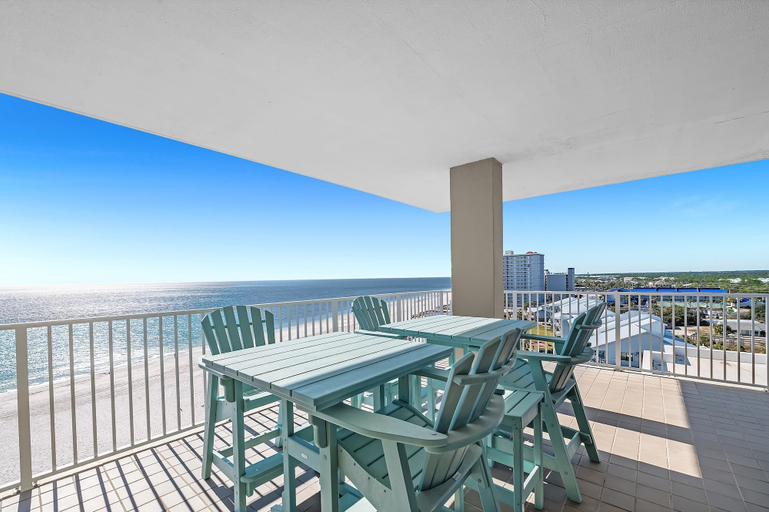 Room 4, Shoalwater 906 3 3 Gulf-front Corner Unit, Baldwin