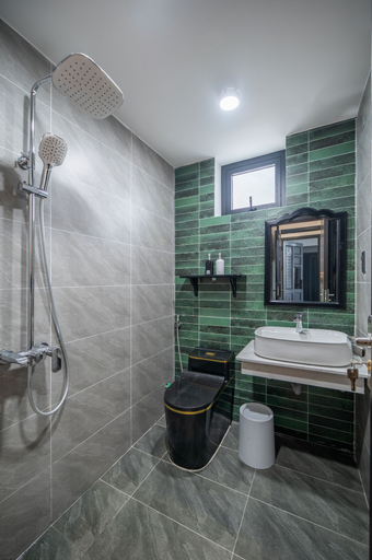 Bathroom 5, An Dinh La Maison by Teky House, Huế