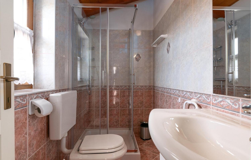 Bathroom 3, Villa Shirin with pool, Višnjan