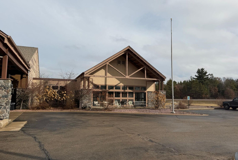 Front of property, Coratel Plus Suites by Jasper Black River Falls, Jackson