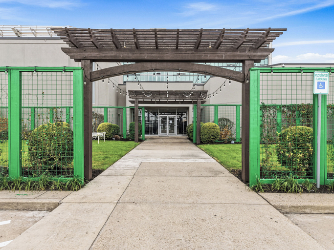 Exterior & Views 2, Grand Tuscany Hotel, Houston