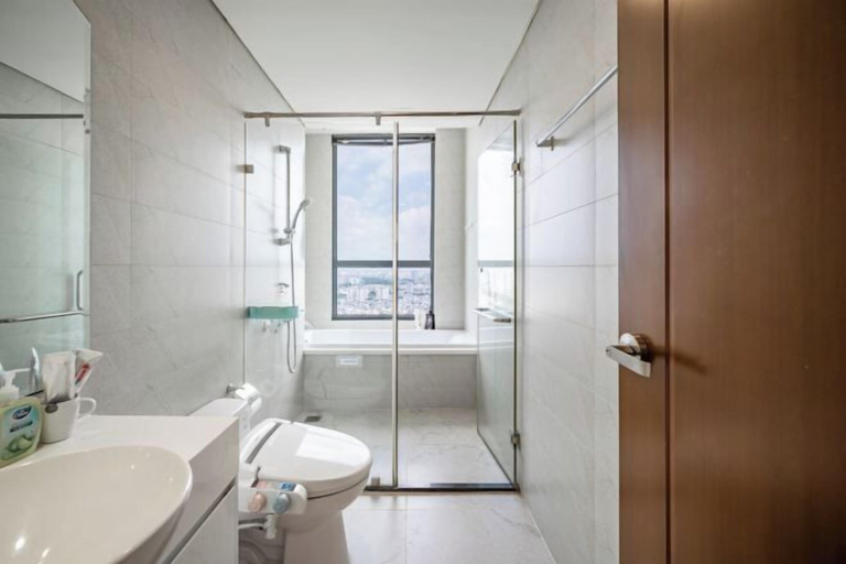 Bathroom 3, Vinhomes Central Park - PHAN DANG Residences, Bình Thạnh