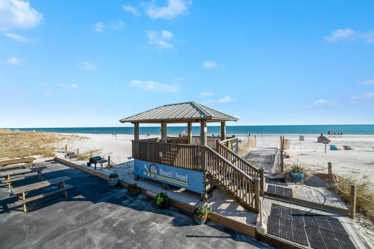 Room 5, The Beach Front 601- Affordable Beachfront 2 Bedrooms 1 5 Baths Sleeps 6, Baldwin