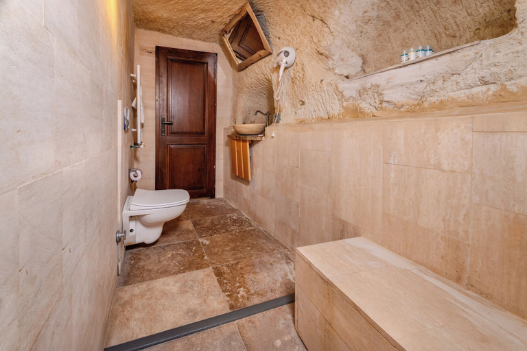 Bathroom 5, Lubberona Cave Cappadocia, Nevşehir