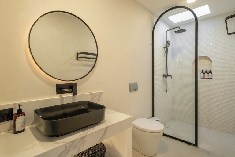 Bathroom 3, Villa Affinity Canggu by OriVista Great Location, Badung