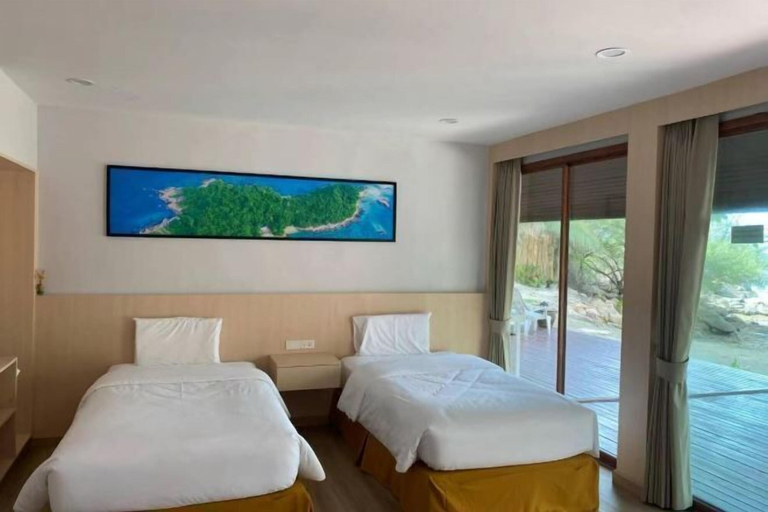 Room 3, Koh Man Klang, Klaeng