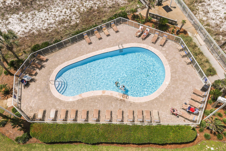 Room 3, Seaside Beach 3902- 2 BR Direct Beachfront Condo With Pool Sauna Amazing Ocean View Balcony, Baldwin