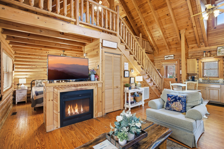 Living area 4, 5 O'clock Somewhere 1 Bedroom Cabin by RedAwning, Sevier