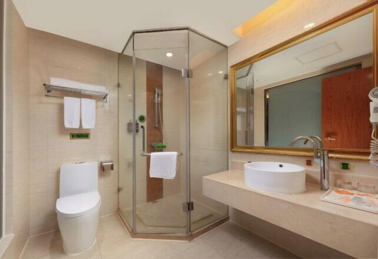 Bathroom 4, Vienna Classic Hotel (Shenzhen MixC Mall), Shenzhen