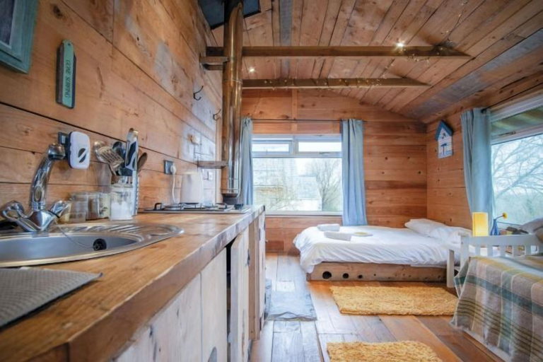 Others 3, The Hygge Hut - 1 Bed - Freshwest Beach Retreat, Pembrokeshire