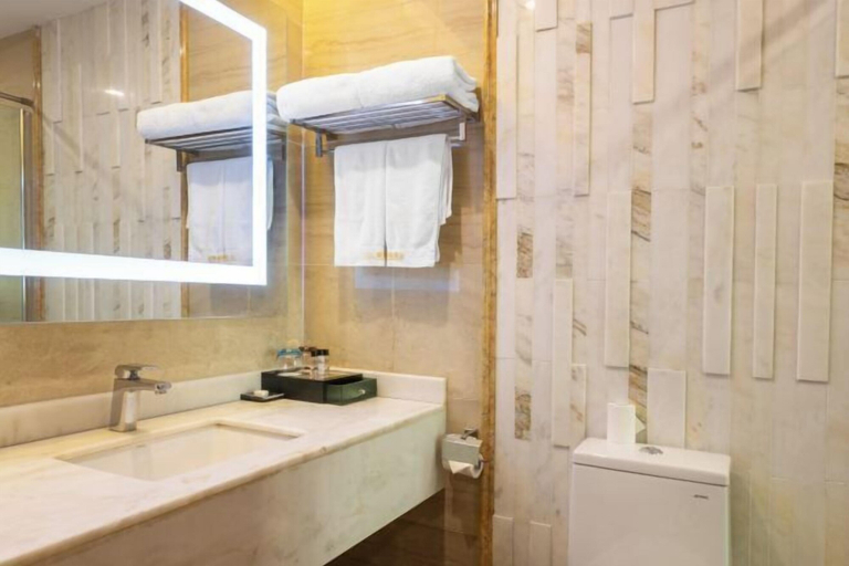 Bathroom 4, Galaxy International Hotel, Anshun