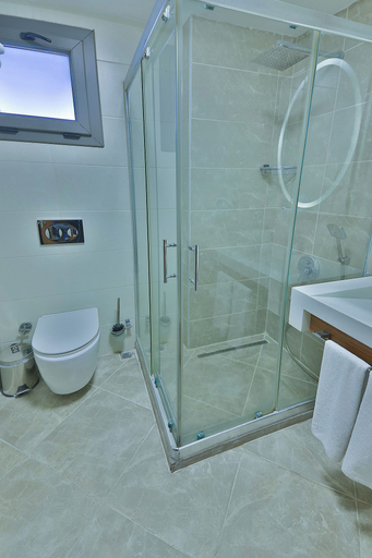 Bathroom, BUCA MAT HOTEL BY TAHTALI, Konak