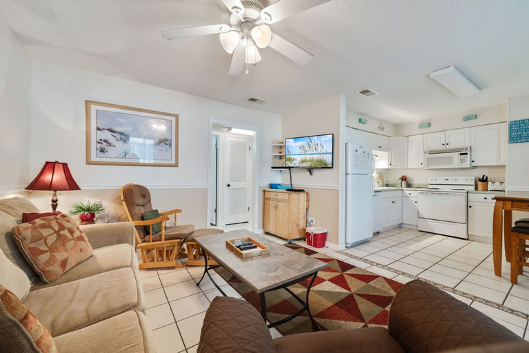 Room 4, The Beach Front 601- Affordable Beachfront 2 Bedrooms 1 5 Baths Sleeps 6, Baldwin