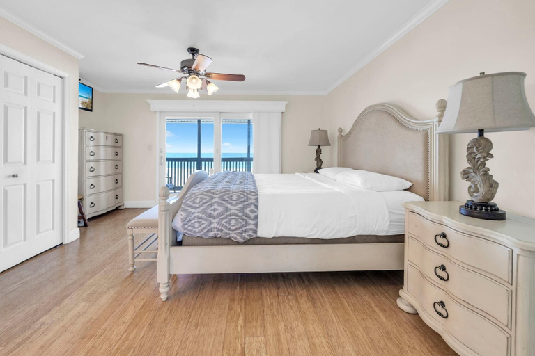 Primary image, Seagull Villas #7, Bay