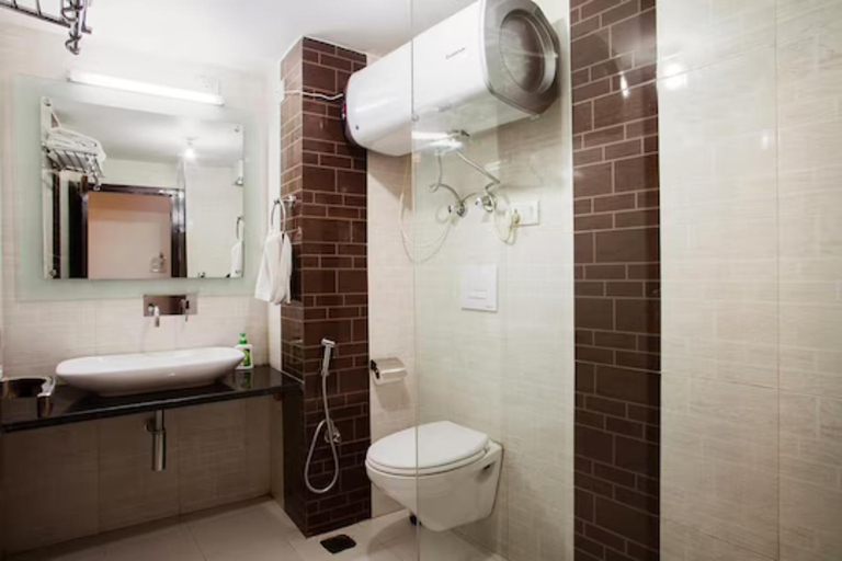 Bathroom 3, De Apple Srinagar Jammu and Kashmir, Srinagar