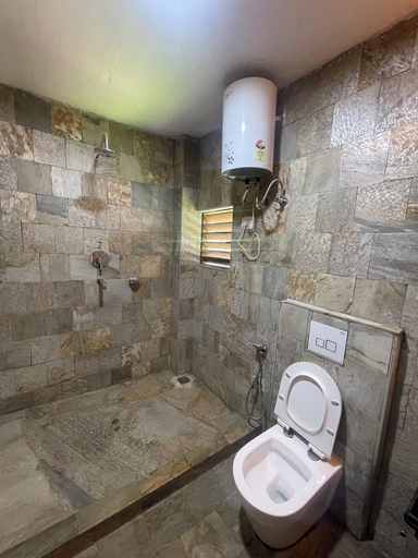 Bathroom 4, Jungle Adventure World Hotel Pvt. Ltd, Narayani