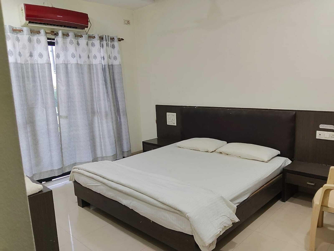 Room 3, Hotel Sai Palace Executive Lodging, Bid