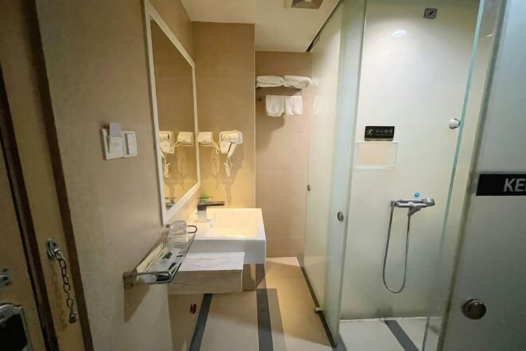 Bathroom 5, Ke'erma Business Hotel, Zhongshan