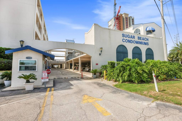 Room 3, Sugar Beach153- 4 Pools Two Bedrooms 2 Baths Beach-side, Baldwin