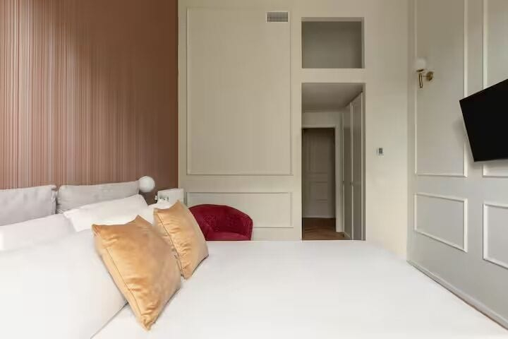 Bedroom 3, SJR Luxury Apartment Trevi Fountain, Roma