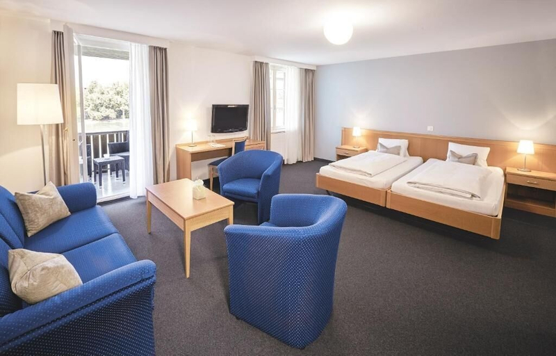 Bedroom 3, Hotel Schiff am Rhein, Rheinfelden