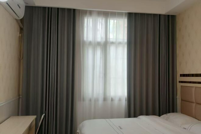 Bedroom 3, Ce Heng Hengjie Business Hotel, Qianxinan Buyei and Miao