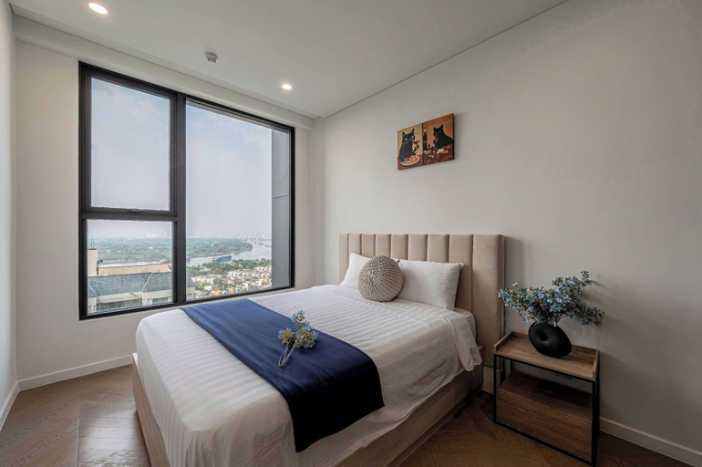 Room 3, LUMIERE Riverside Signature Residence, District 2