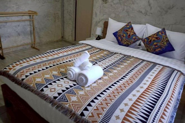 Bedroom 2, Banna Cafe & Glamping, Fang