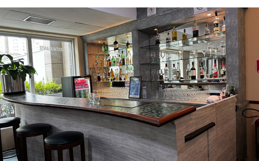 Bar (on property), HOTEL PERDIZES - Flat Executivo - 1403, São Paulo