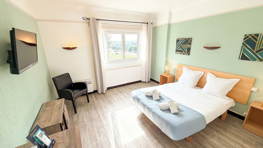 Bedroom 4, Hotel Les Rocailles, Hérault