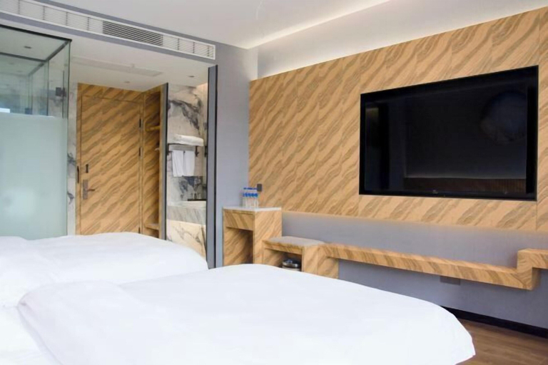 Bedroom 2, Huquan Bund Hotel, Honghe Hani and Yi