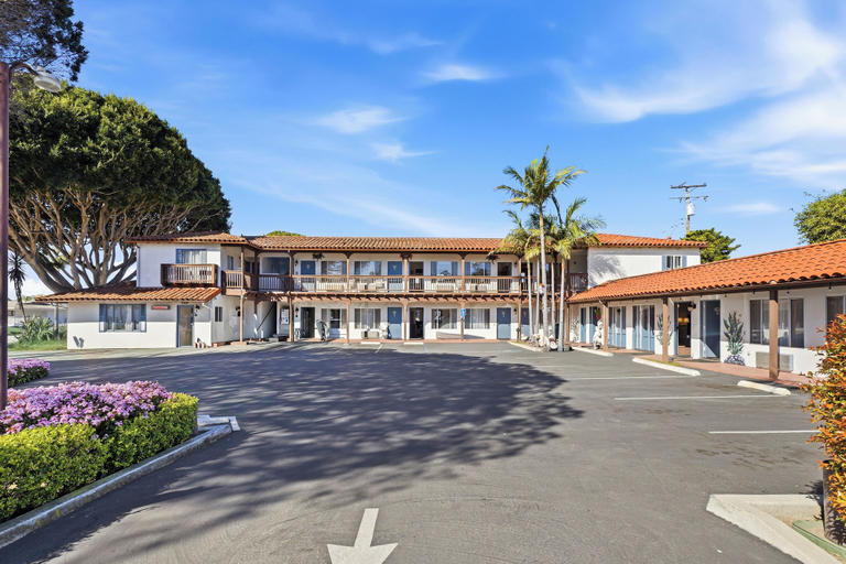 Exterior & Views 2, Sunset Motel, Santa Barbara